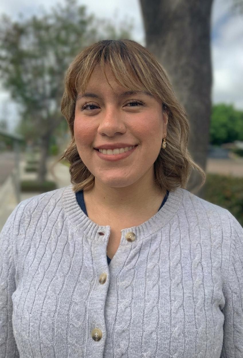 LEZLEY TAPIA-BEJAR